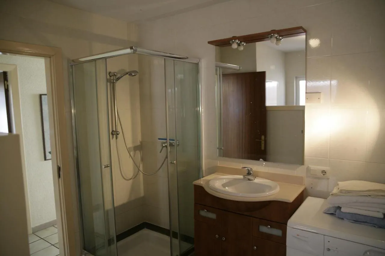 Lloret De Mar -Villa Sleeps 9 With Pool , Seaview, Wifi, Streamingservices España